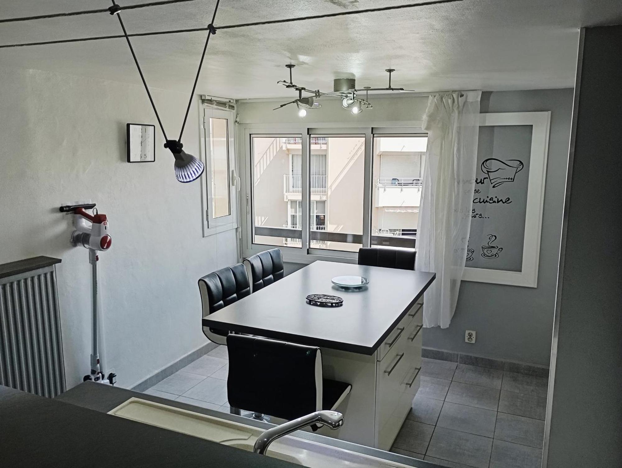 Grand Appartement Proche Port Et Plages, 6 A 8 Pers, 3 Chambres, Climatise Agde Eksteriør bilde